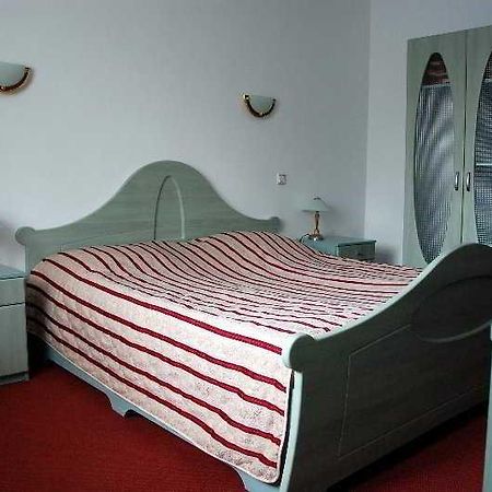Marion Hotel Târgu-Mureş Buitenkant foto