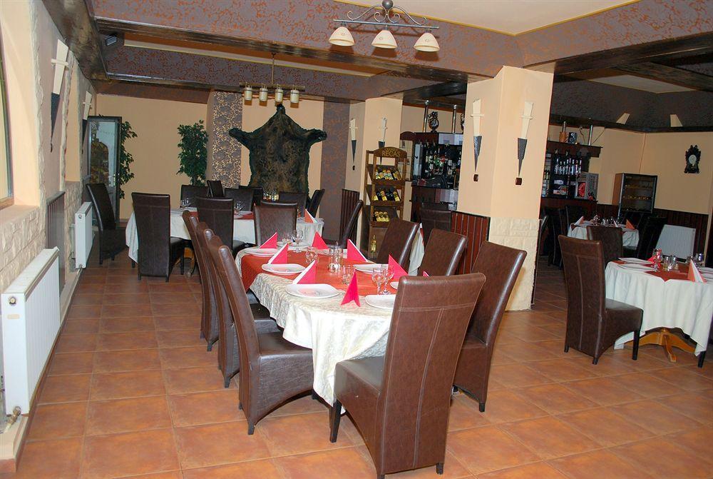 Marion Hotel Târgu-Mureş Buitenkant foto