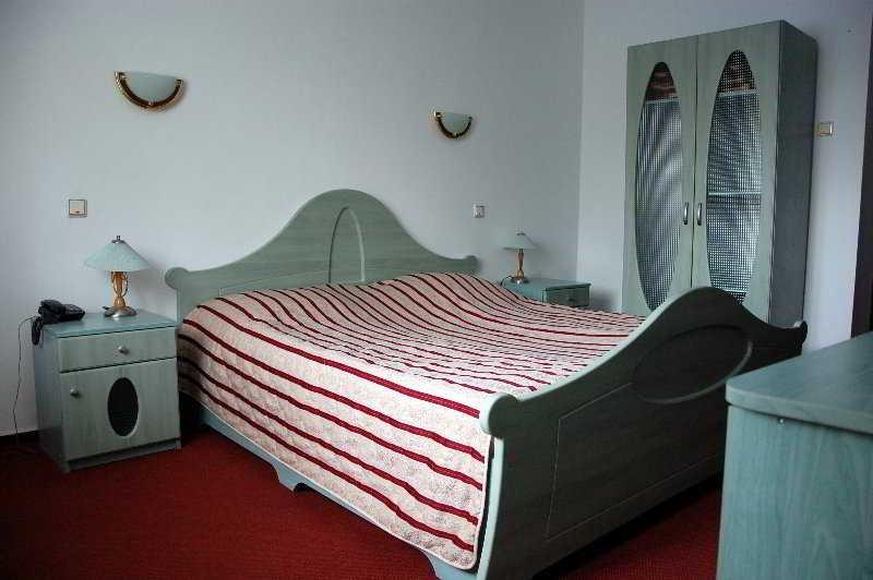 Marion Hotel Târgu-Mureş Buitenkant foto